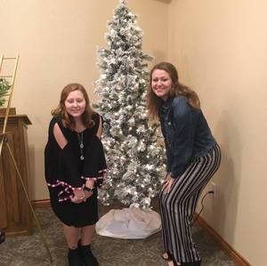 Meet your Posher, Donetta